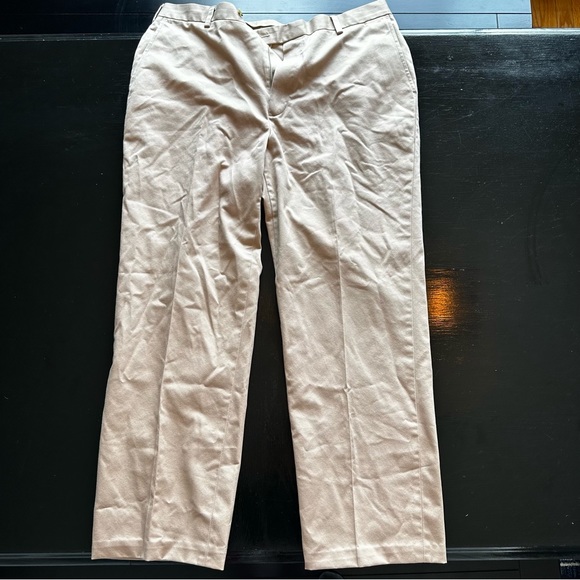 Jos. A Bank 38x32 Khaki Cream pants Dress Pants Tailored Fit Pleated Pants - Picture 1 of 7